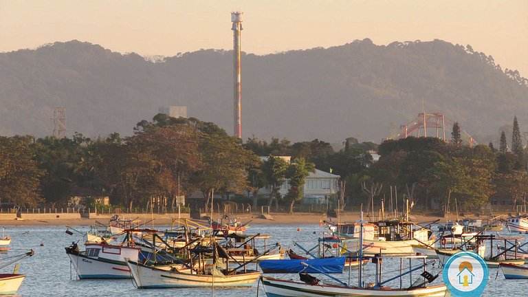 N4701 O Mar a seus pés Férias Praia e Beto Carrero